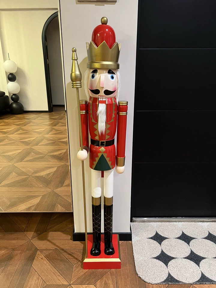 زينة ديكور للمقاهي، تمثال جندي - مراجعة Nutcracker Figurine وسعره