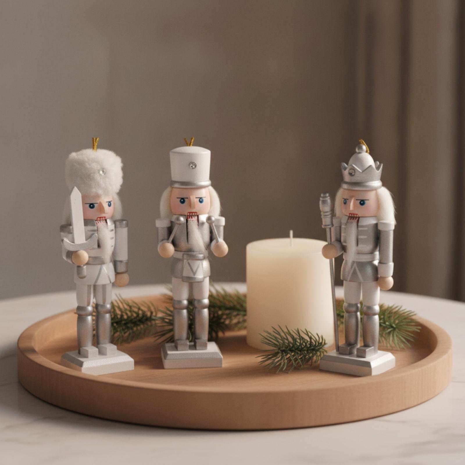تمثال خشبي لحارس كسارة البندق  - مراجعة Nutcracker Figurine وسعره